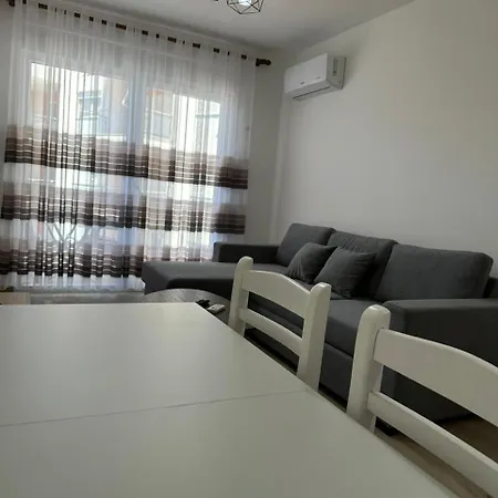 Apartament Mati's